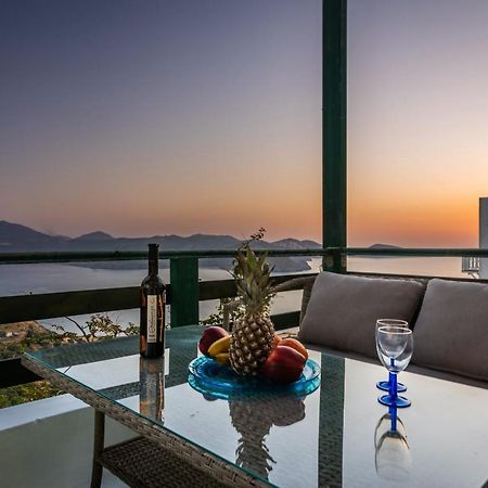 Plaka  Melisses Sea View Houseヴィラ エクステリア 写真
